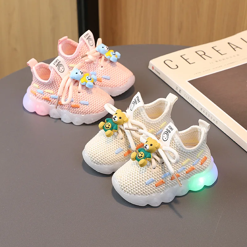 Zapatillas luminosas de moda para niños, zapatos intermitentes LED para niñas, zapatos casuales para bebés, gran oferta de primavera y otoño,