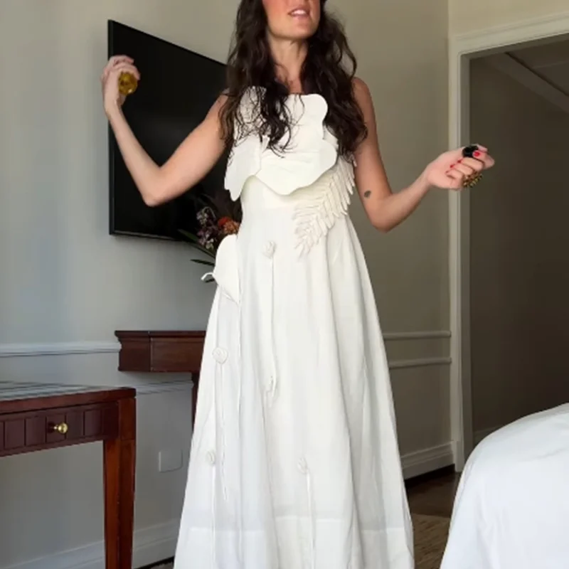 

Chic 3D Flower Elegant White Color Maxi Dress Fashion Halter Sleeveless Backless Vestidos 2025 Summer Female Banquet Party Robe