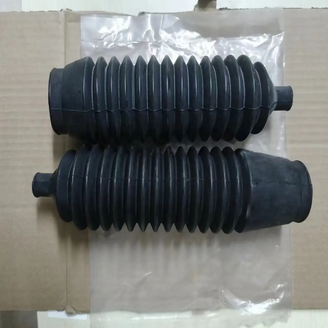 Car Steering Rack Boot Dust Cover for Mitsubishi Pajero V73 V77 V93 V97 V98 Left right MR510271 MR510272