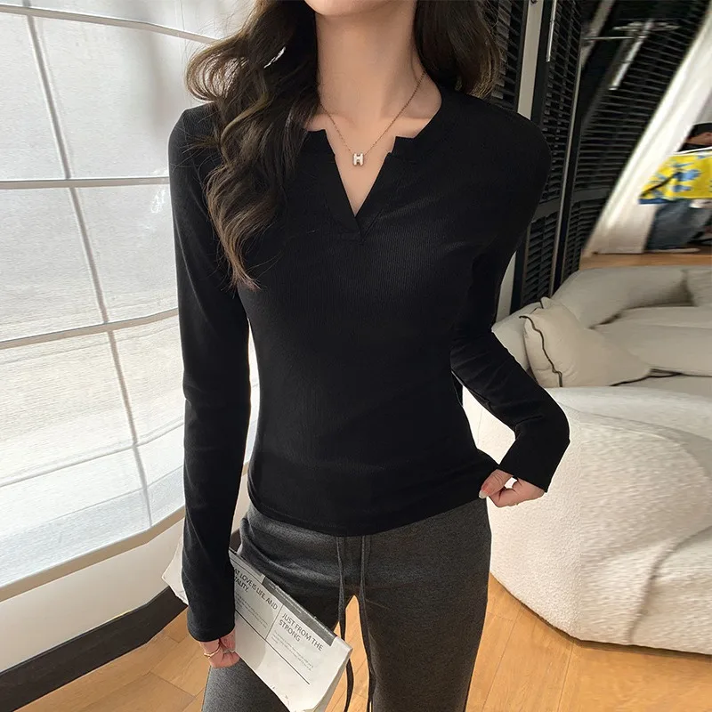 Bottoming Shirt Women in Early Autumn Winter Threaded Slim Fit T-shirt with Temperament Hot Girl Long-sleeved Top