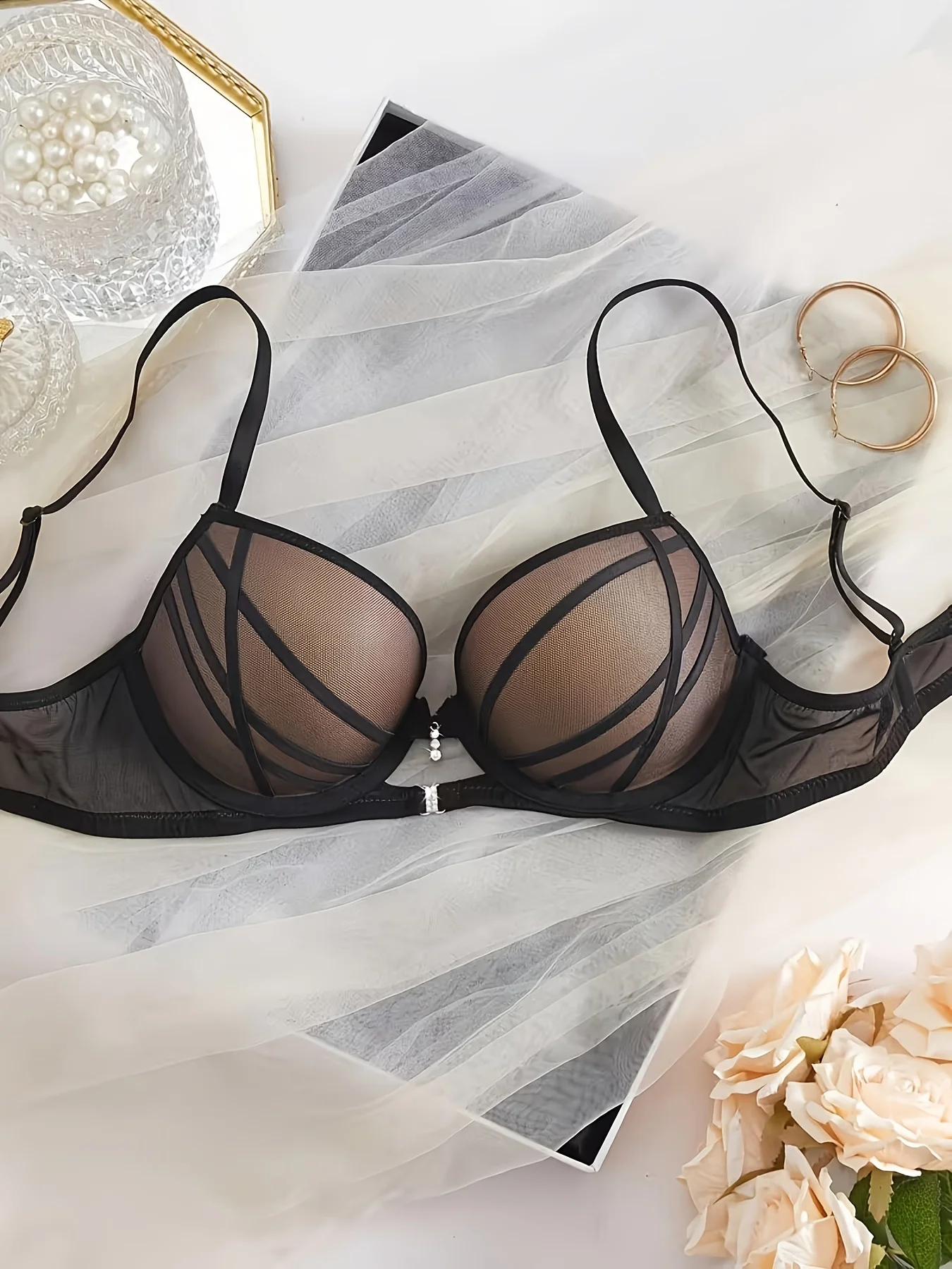 Spring and summer elegant high-quality delicate buckle decorated comfortable lace thin molded cup women's bra lingerie