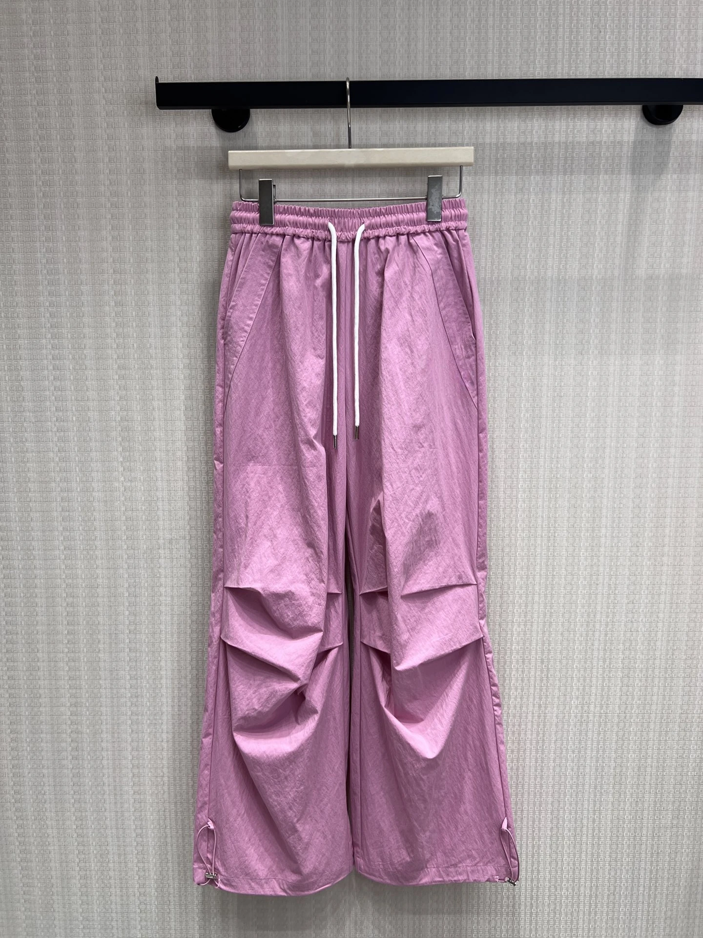 

Trendy Elastic Waist Drawstring Casual Pants Women's Fashionable Ageless Workwear Straight Leg Loose Fit Polyester Fiber