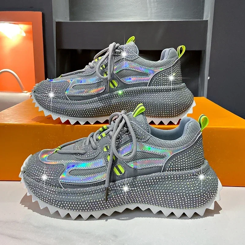 

Женские роскошные кроссовки на платформе 6,5 см, блестящая повседневная уличная обувь, высококачественные теннисные кроссовки для бега, модная спортивная обувь на шнуровке