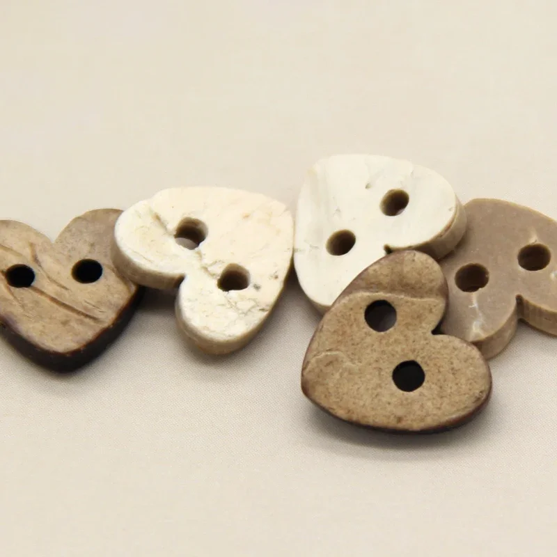 HENGC 2 Holes Natural Heart Wood Sewing Buttons For Clothes Children Scrapbooking DIY Crafts Decorative Accessories Wholesale