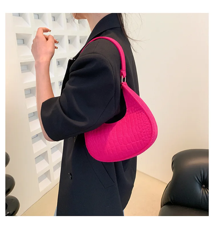 2025 Solid Color Fashion Women's Handbag Korean Edition Summer New Item Underarm Bag image 4