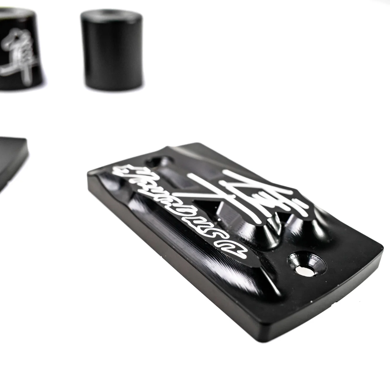 دراجة نارية CNC الألومنيوم دواسة فرامل خزان غطاء + المقود نهاية كاب لسوزوكي هايابوسا gsx1300r 1999 - 2020