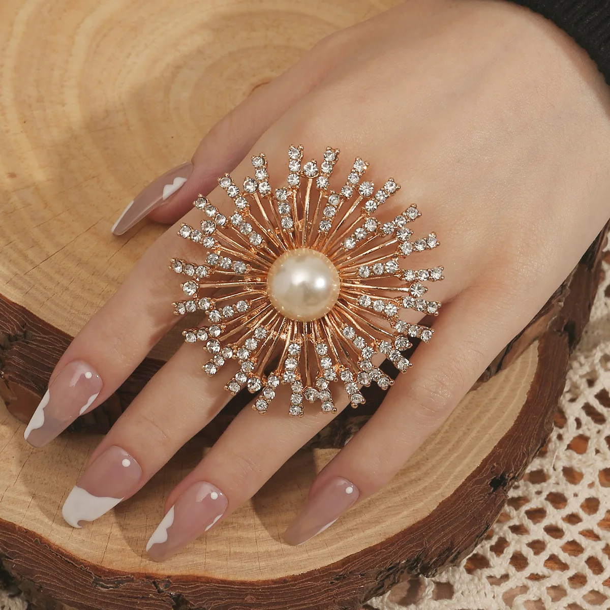 Boho Retro Women Big Flower Pearl Finger Ring Vintage Luxury Gold Color Micro Zircon Inlay Ring Wedding Party Fashion Jewelry