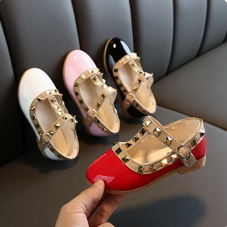 Children Leather Shoes Fashion Rivet Elegant Girl Princess Shoes Shallow Versatile Kids Causal Trend Flat Shoes Non-slip Classic