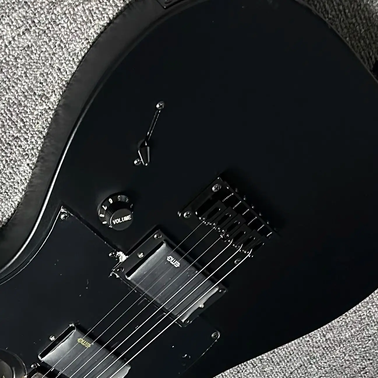 GTL Electric Guitar Matte Black Color Rosewood Fretboard Mahogany Body