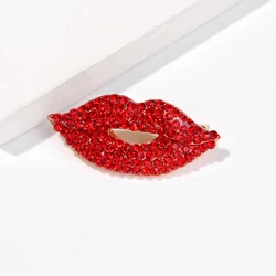 Fashion Red Lips Full of Rhinestone Brooches for Women Creative Crystal Sexy Mouth Pins Party Wedding Jewelry Accessories Gift