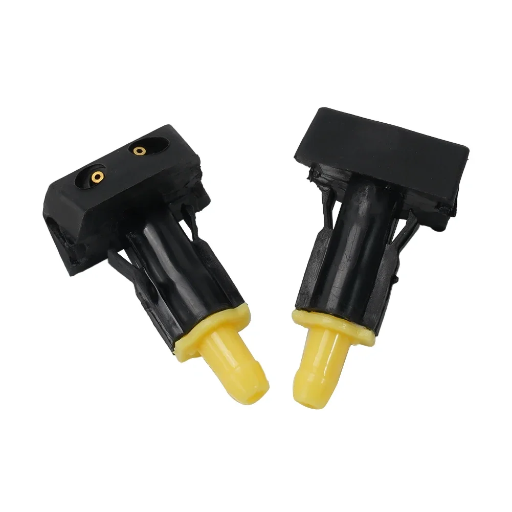 2pcs Car Windshield Washer Water Jet Spray Nozzle For Nissan TIIDA Windscreen Washer Nozzle Sprayer Auto Accessories