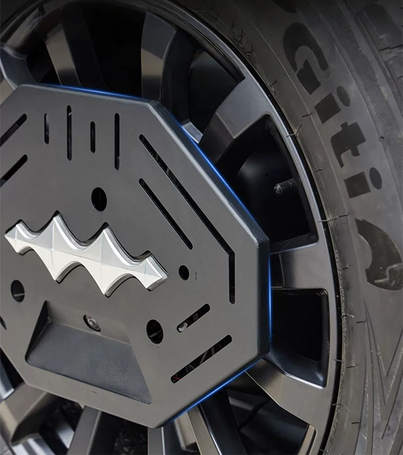 BYD Leopard 5 2023-24 Quick-Release Spare Tire Bracket - Image 5