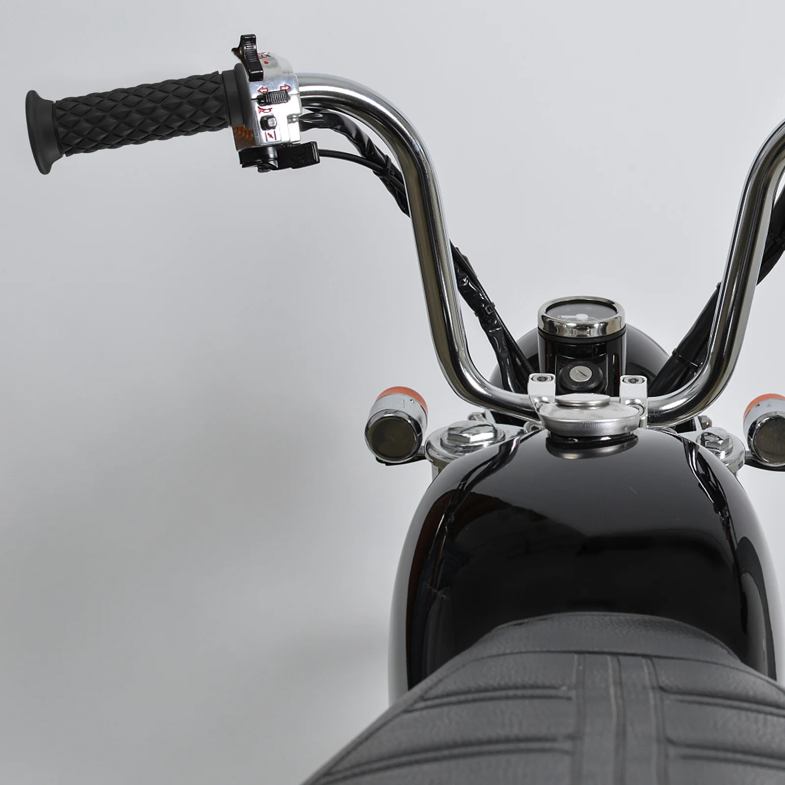

1 Pair Retro Motorcycle Handle Grip Soft Rubber Anti-Slip Durable Replacement For Motorbike Handlebar Accessories Motorcycle