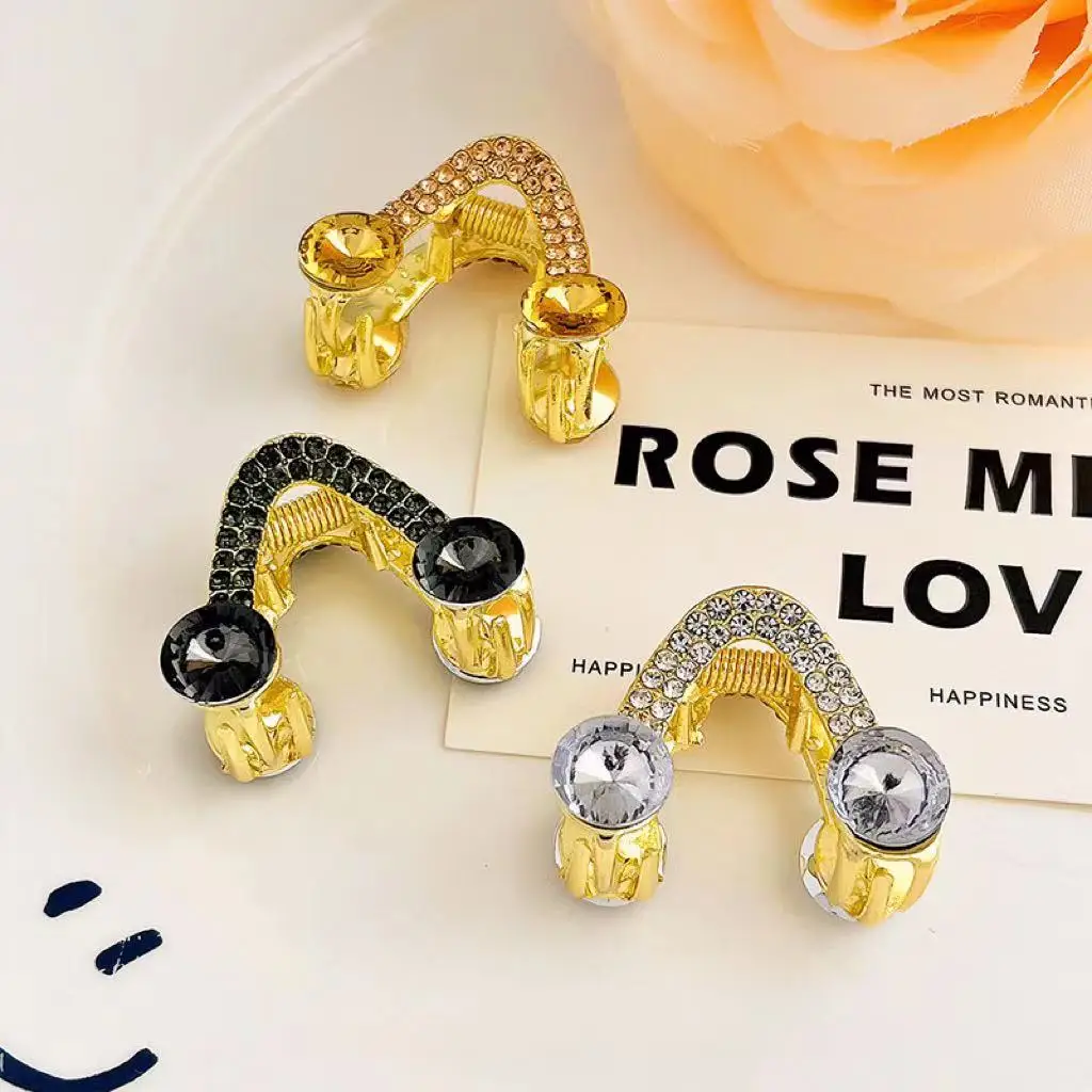 

Korean Version Rhinestone Triangle Claw Grab Vintage Elegant Back Head Clip Hair Accessories Woman Claw Hair Clip Trendy Hairpin