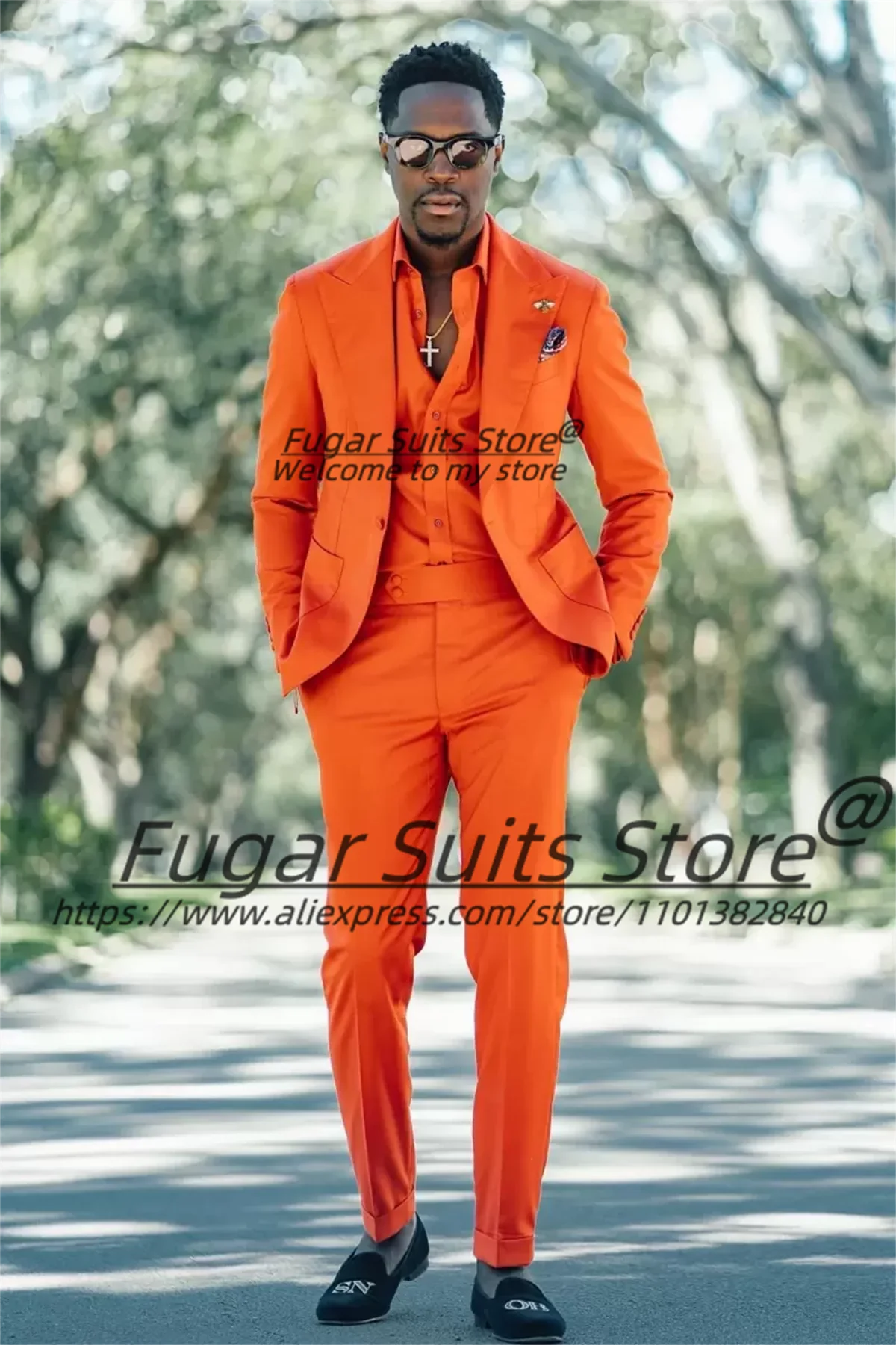 

2025 New Men Suits Customized Slim Fit Peak Lapel Groom Formal Tuxedos 2 Pieces Sets Fashion Male Blazers Business Costume Homme