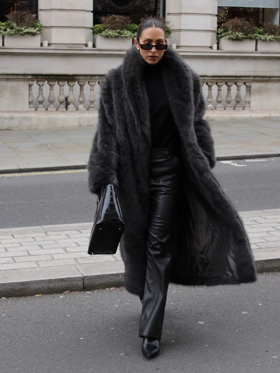 Winter Thick Warm Long Sleeves High Quality Fur Jacket Women Overcoat Luxury Chic Super Long Faux Fur Jacket Coat