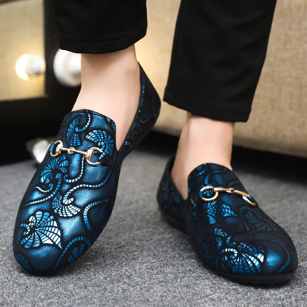 

Осень/Зима 2025: мужская повседневная модная обувь, размеры 39–46, повседневная обувь с рисунком, золотисто-синяя двухцветная мужская обувь для вождения