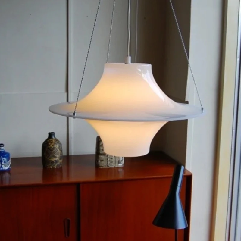 

Bauhaus Saucer Pendant Lamp for Kithchen Island Living Dining Room Study Bedroom Modern Iron Lampshade Italian Chandelier E27