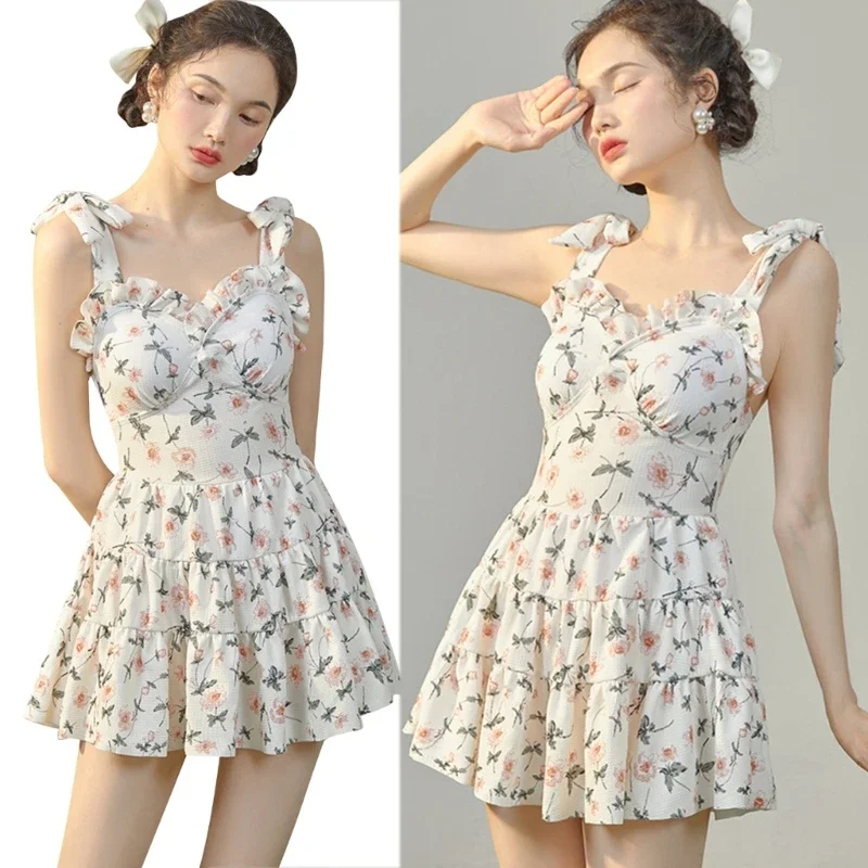 

Women Ruffled Bathing Suit Lady Fashion Floral Print Swimwear Skirt Summer Backless Swimdress for Water Parks 69HD