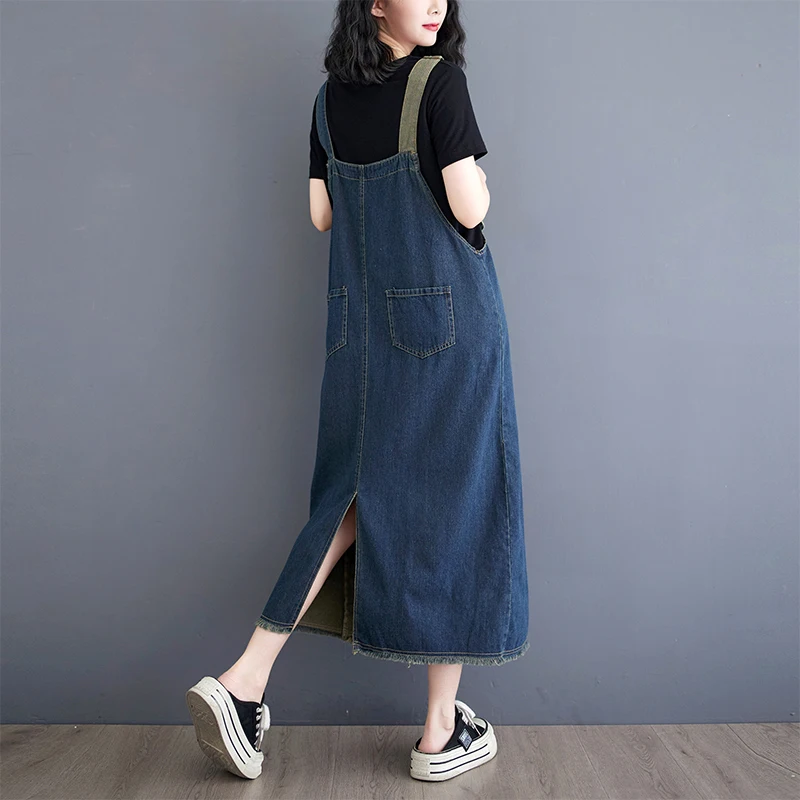 ชุดเอี๊ยมยีนส์ลายดอกไม้สไตล์จีนใหม่สำหรับผู้หญิง ฤดูร้อน ทรงหลวม ช่วยให้ดูผอม ลดอายุ สายเดี่ยว กระโปรงทรงเอ