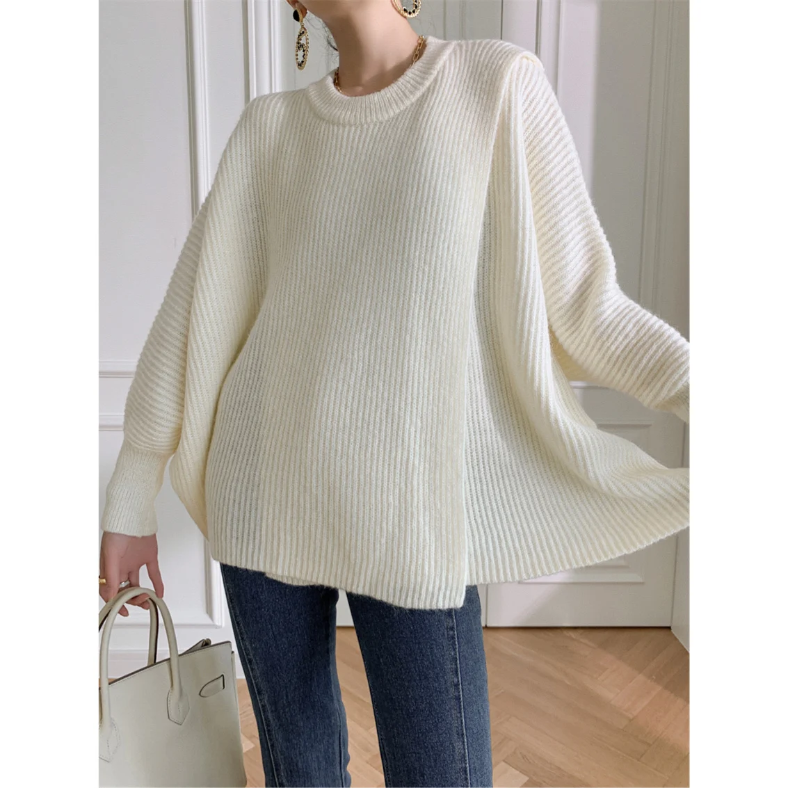 Split Wool Mohair Characteristic Pure Color Bat Sleeve Head Clothes Loose women's Sweater Thick Round Neck Casual Off White Top