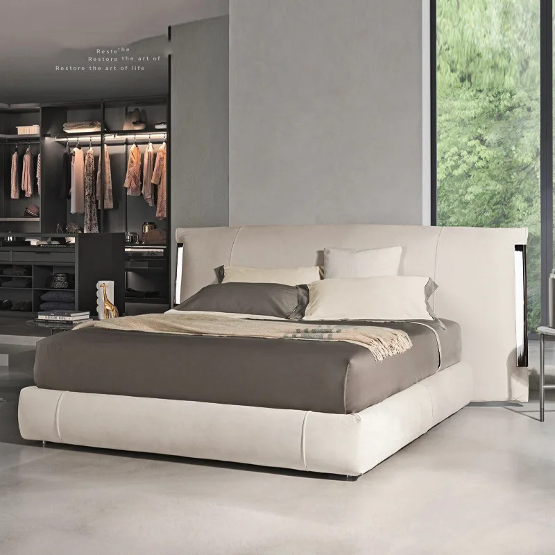 Italian matte cloth soft bed double master bed metal trim wide screen bed
