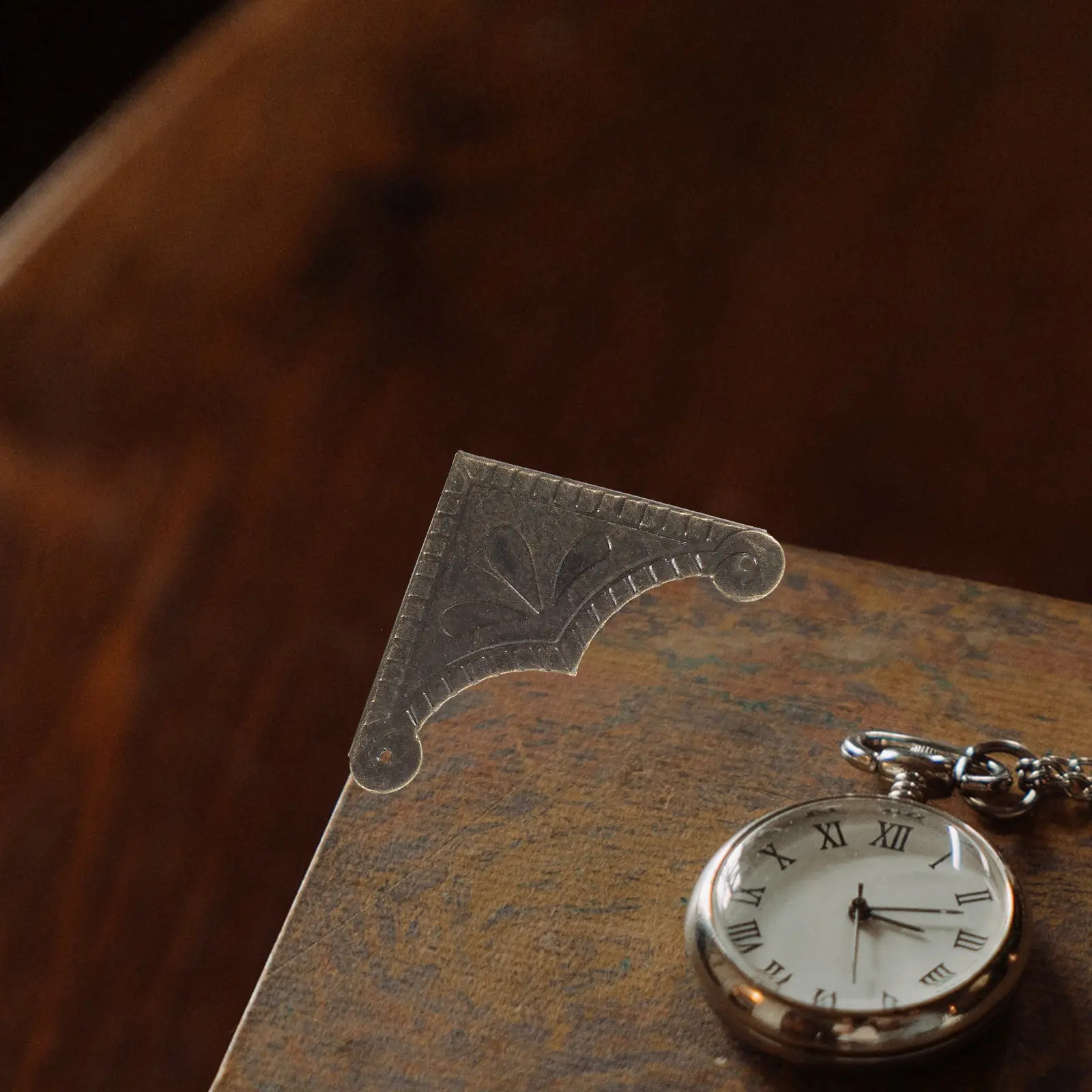 

30 шт. защитных уголков для коробок, винтажные деревянные и металлические уголки-ограничители, защита краев мебели, для ювелирных изделий, подарочных и винных коробок