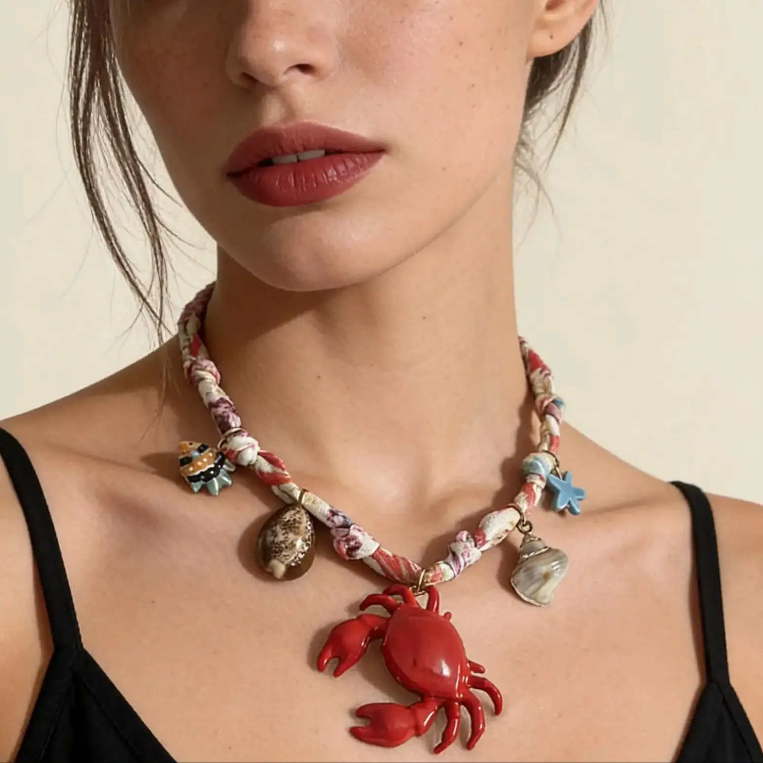 

2026 Trendy Ocean Series Crab Conch Pendant Necklaces Boho Style Handmade Braide Rope Choker Jewelry Charm Holiday Accessories
