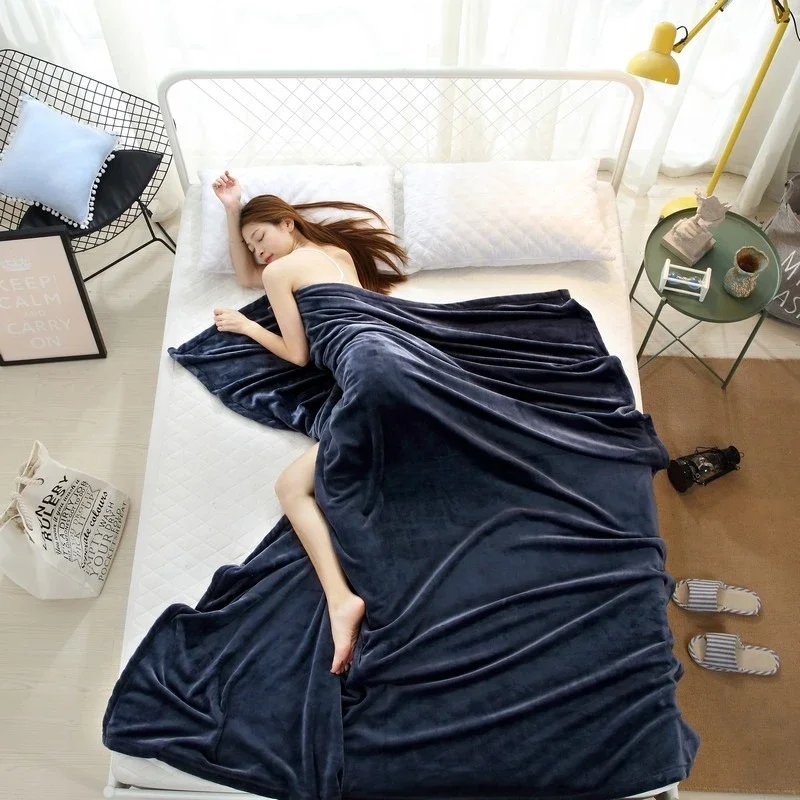 Home Textile Soft Solid Blanket Fleece Flannel Blanket Adult Sofa Bedding Manta Red Green Blue Flannel Throw Blankets for Beds