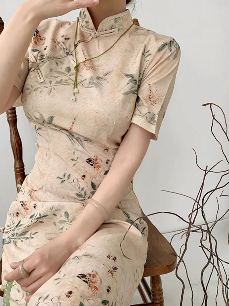 

Women Beige Chiffon Long Cheongsam Clothing Female New Catwalk Performance Clothes Floral Chinese Style Vintage Dress