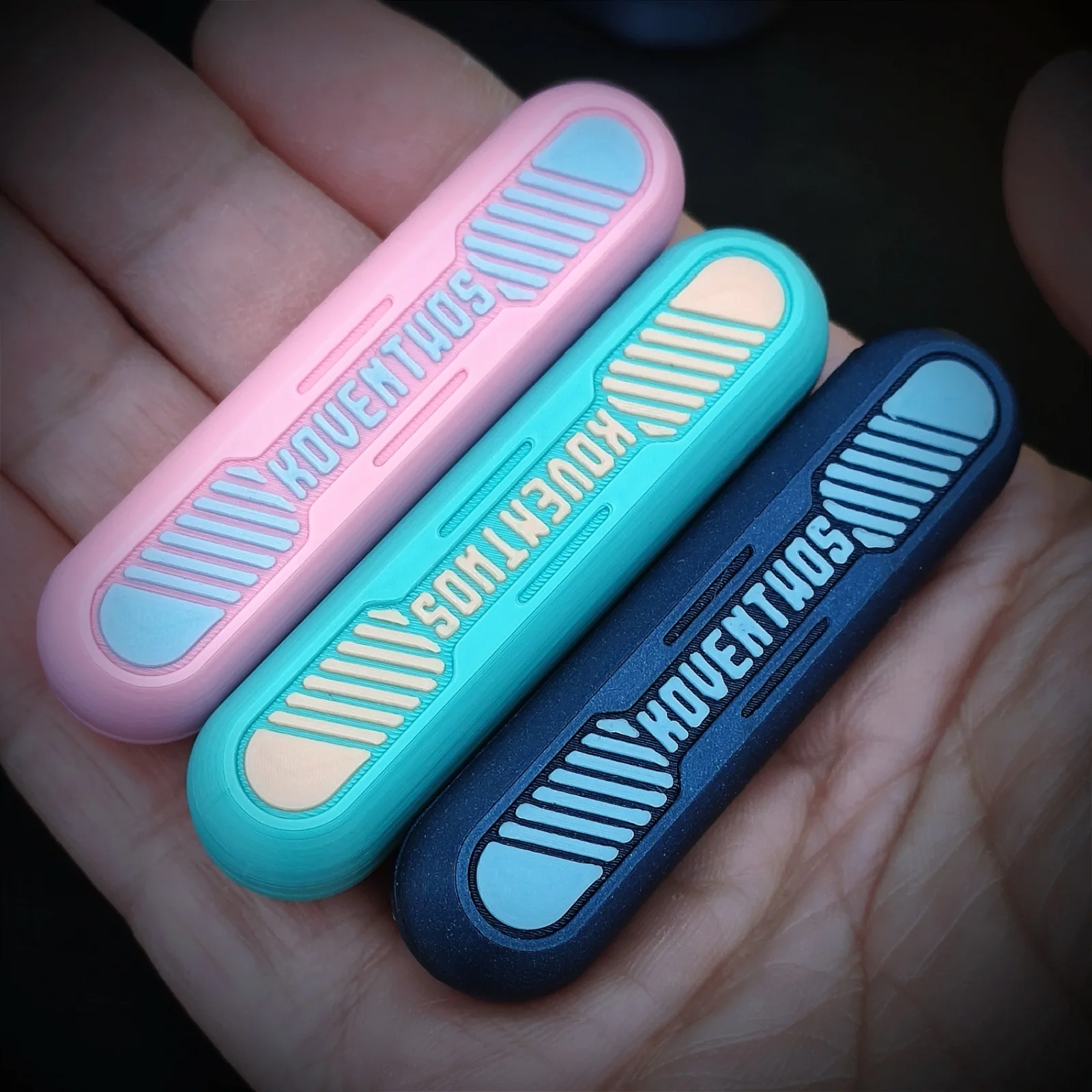Taffu EDC Push Stick 7-Segment Luminous Portable Strip Unlimited Decompression Magnetic Decompression Toy