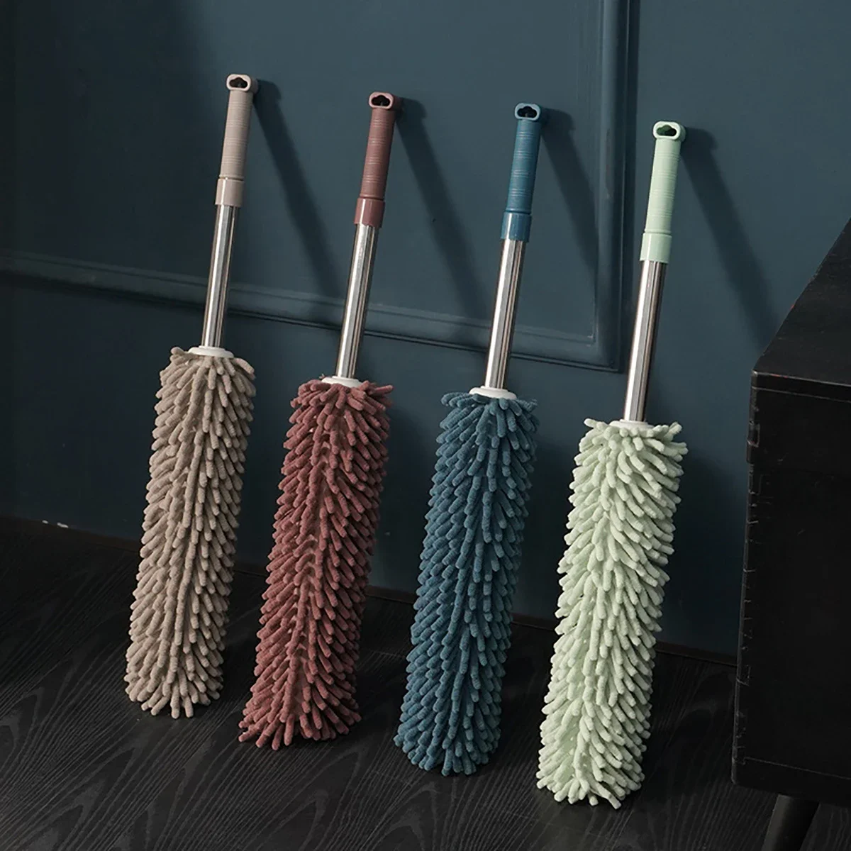 

1pc Extendable Handle Feather Duster Telescopic Dust Brush Cobweb Brush Catcher Mites Gap Dust Car Home Cleaning Tools