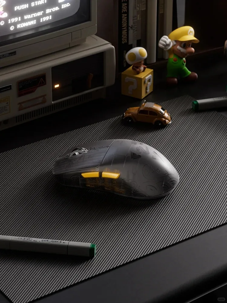 

Беспроводная игровая мышь James Donkey RSR7 Ultra 2.4G Bluetooth, легкая, из углеродного волокна, с сенсором PAW3950, 8K, 3 режима, для киберспорта, 30000 DPI