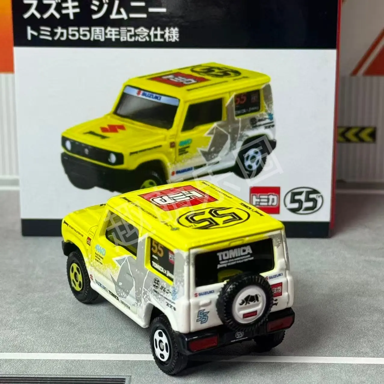 Takara Tomy Suzuki Jimny Tomica 55th Anniversary Edition Alloy Car Diecast Model Replica Series Children Gifts Boy Toys view 3