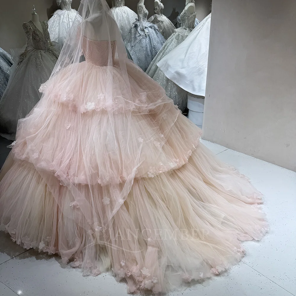 فساتين زفاف متدرجة مخصصة على الموضة بدون أكمام مزينة بالدانتيل زي العرائس برباط من الخلف رداء فيستدو دي نوفيا #2