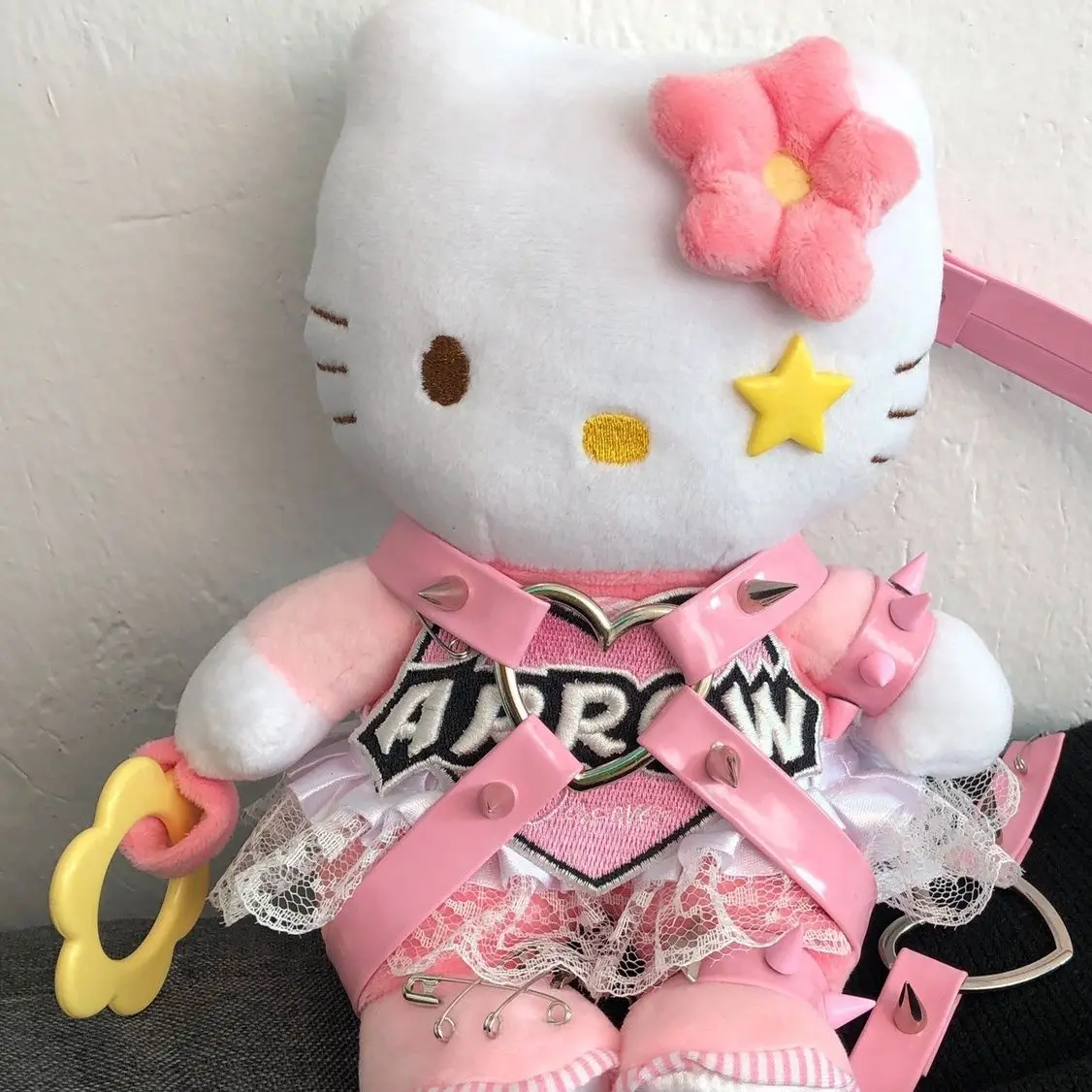 2022 Hello Kitty Cat Shoulder Messenger Bag Plushie Stuffed Anime Doll KT Doll Soft Sister Cute Cartoon Accessories Plush Gift