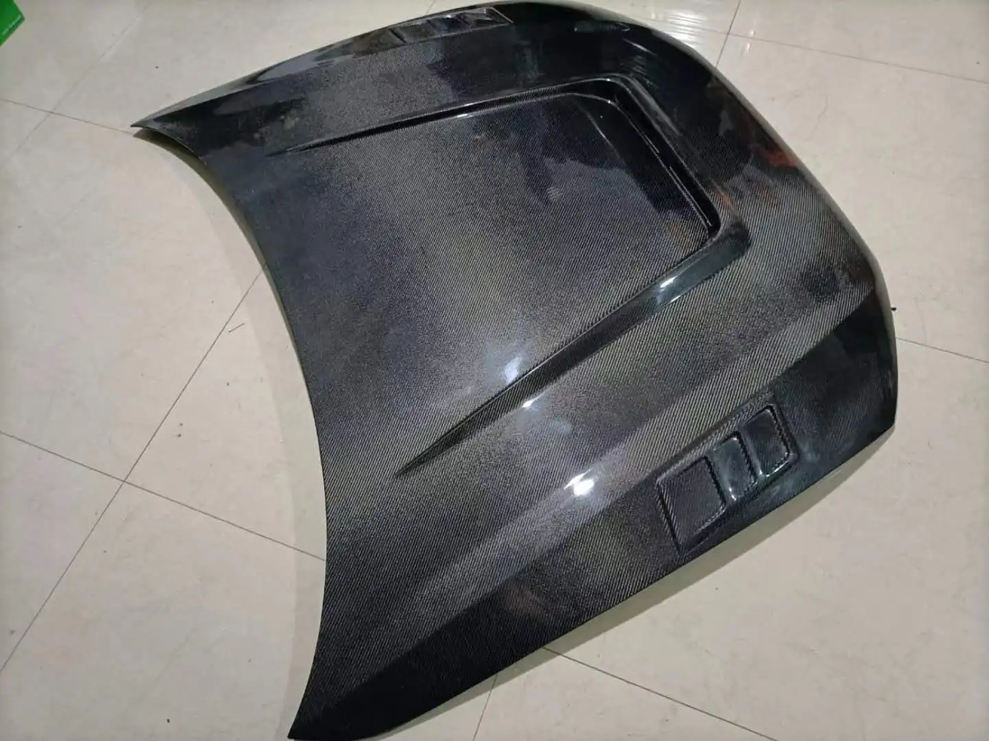 

C7 A6/S6/RS6 2013-2016 Carbon Fiber Hood (Enhanced Aerodynamics, Durable & Stylish)