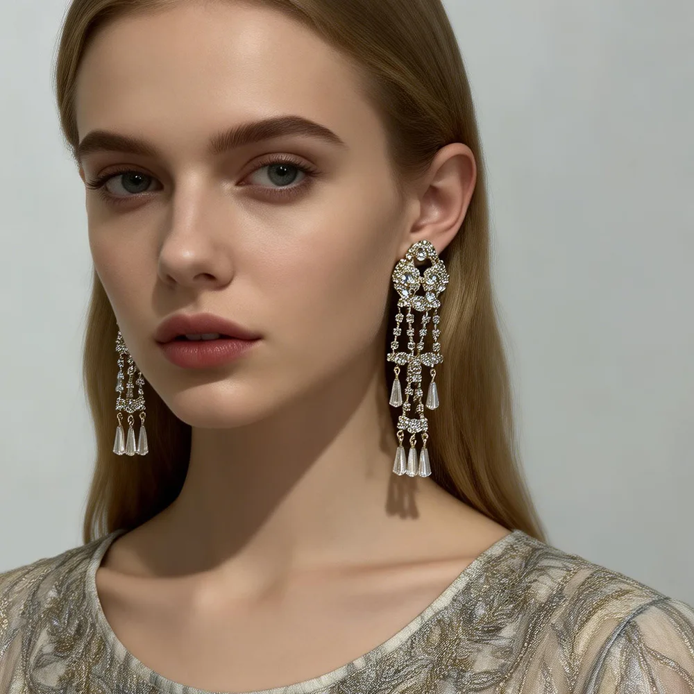 Elegant luxury tassel full diamond earrings water drop pendant niche design light luxury earrings women's cross-border wholesale