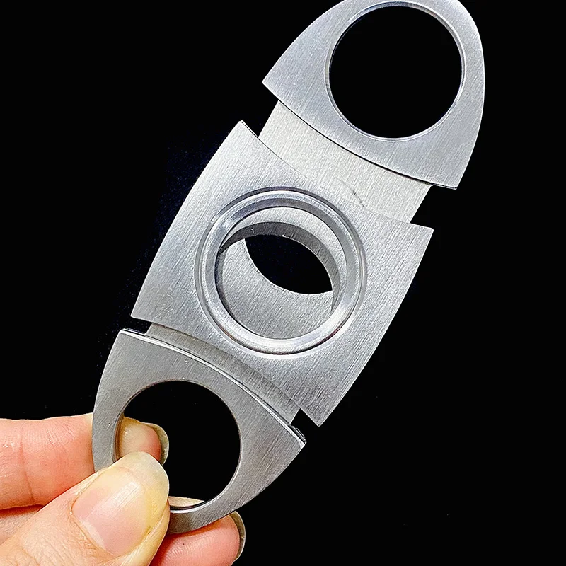 2026 New Stainless Steel Cigar Cutter Metal Classic Cutter Guillotine Cigar Scissors Gift Puncher Cutting Knife Cigar Accessory