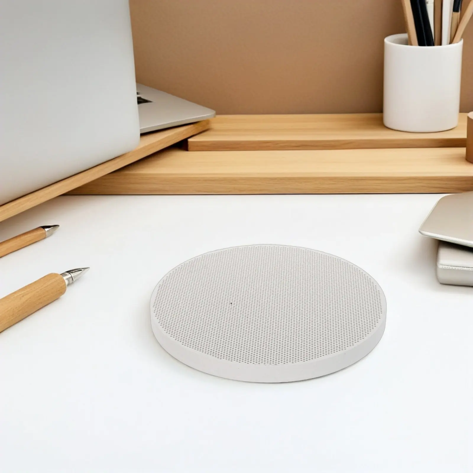 

Honeycomb Ceramic Soldering Board Round Quartz Welding Block Honeycomb Soldering Pad for Jewelry Repair Melting Casting Welding