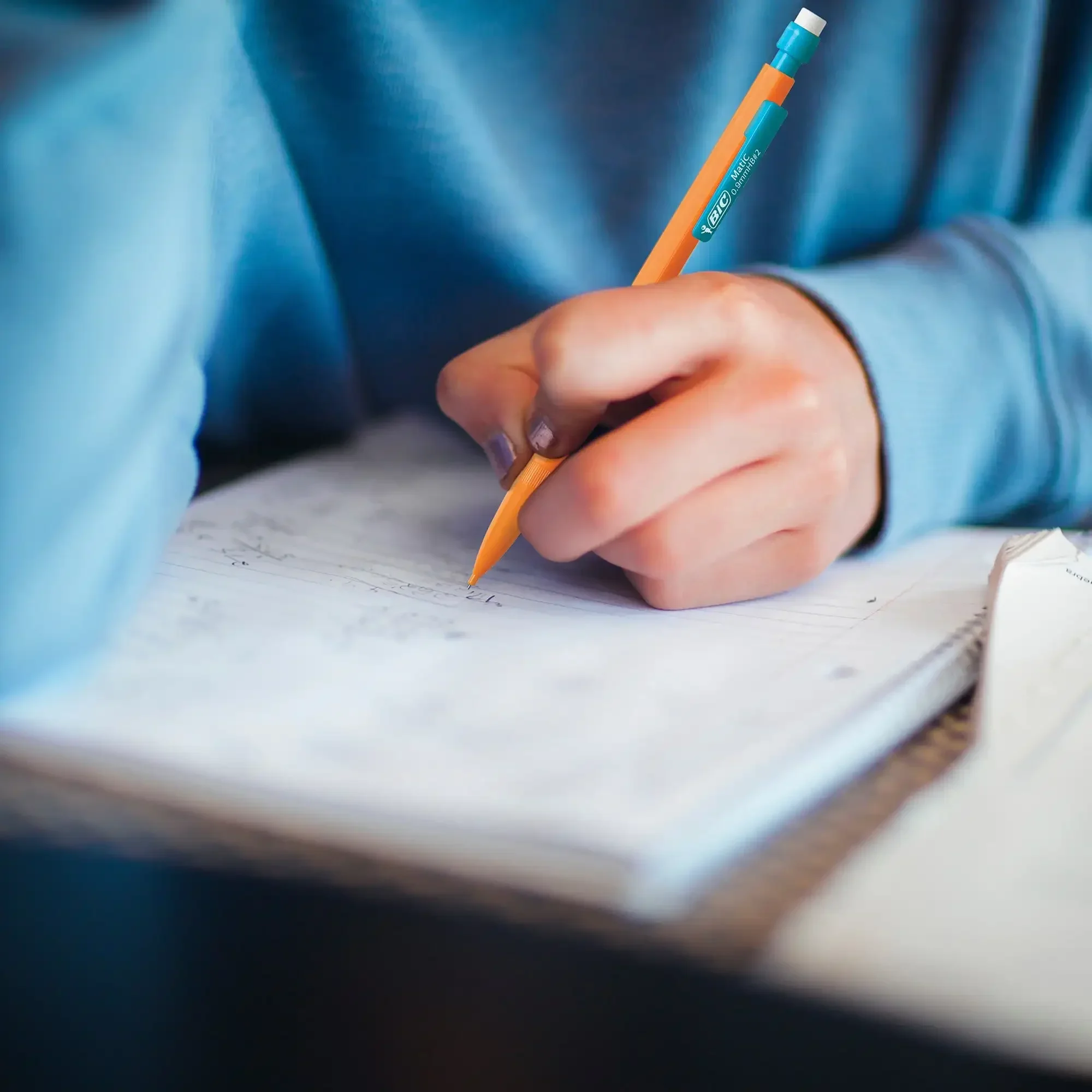 BIC 0.9mm 두께의 샤프펜슬, 지우개 포함 144개입, 학교 시험 및 사무용 필기구용 파손 방지