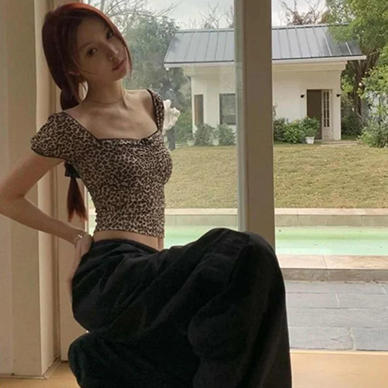 Nuevas chicas de verano estilo coreano Y2k estampado de leopardo Slim Fit Tops cortos finos señora Chic Sexy cómodo ropa con mangas de un hombro