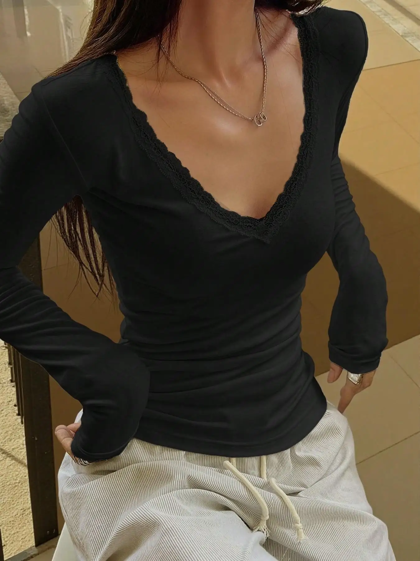 Slim Fit Long Sleeve V-Neck Top Elegant Waist-Cinched Pleated Design Casual Versatile Workwear Street Style Daily Basic Layering