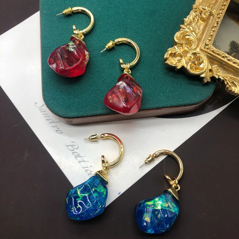 

Trendy Western Medieval C-shaped Dangle Earrings Niche Simple Irregular Shiny Shape Gold Plated Earrings Accessories for Women