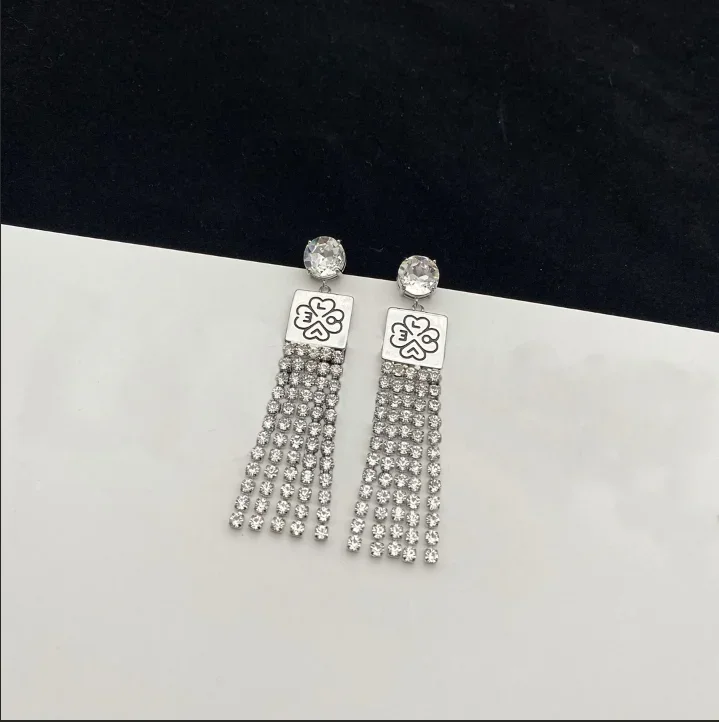 2024 Trendy and Fashionable Men's and Women's Charming Earrings