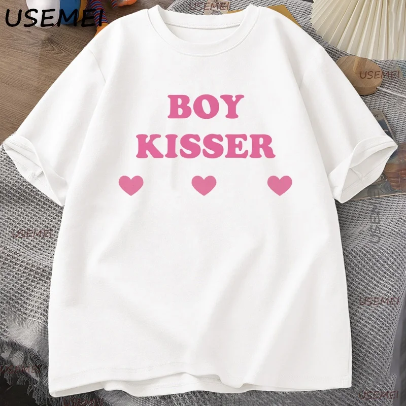 

Boy Kisser Graphic Tee Unisex Aesthetic T Shirt Casual Short Sleeve Round Neck Printed Tshirt Streetwear Man Clothing Tops