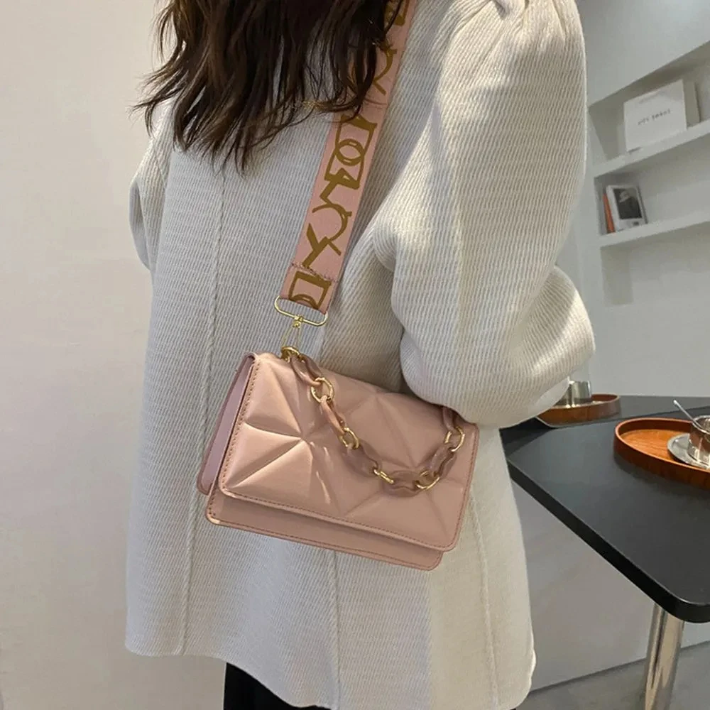 Summer Large Shoulder Bags for Women Stone Pattern PU Leather Crossobdy Bags Brand Pink Tote Handbags Chains Shopper Clutch Purs