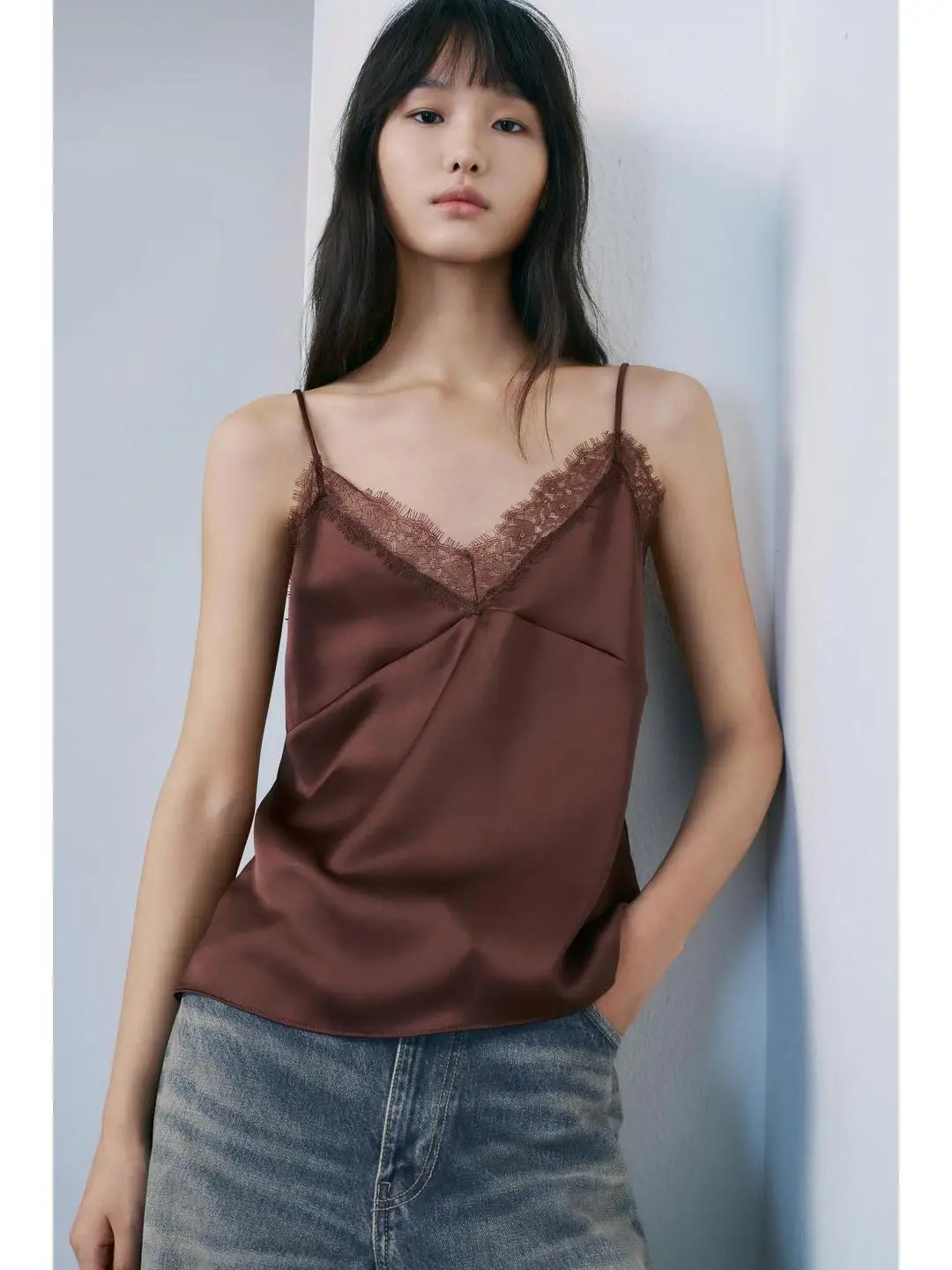 

Pure Desire Ранняя осень Кружевное украшение с v-образным вырезом на тонких бретелях Шелковая майка на ощупь Женская майка стандартного кроя A-line Sve Long T