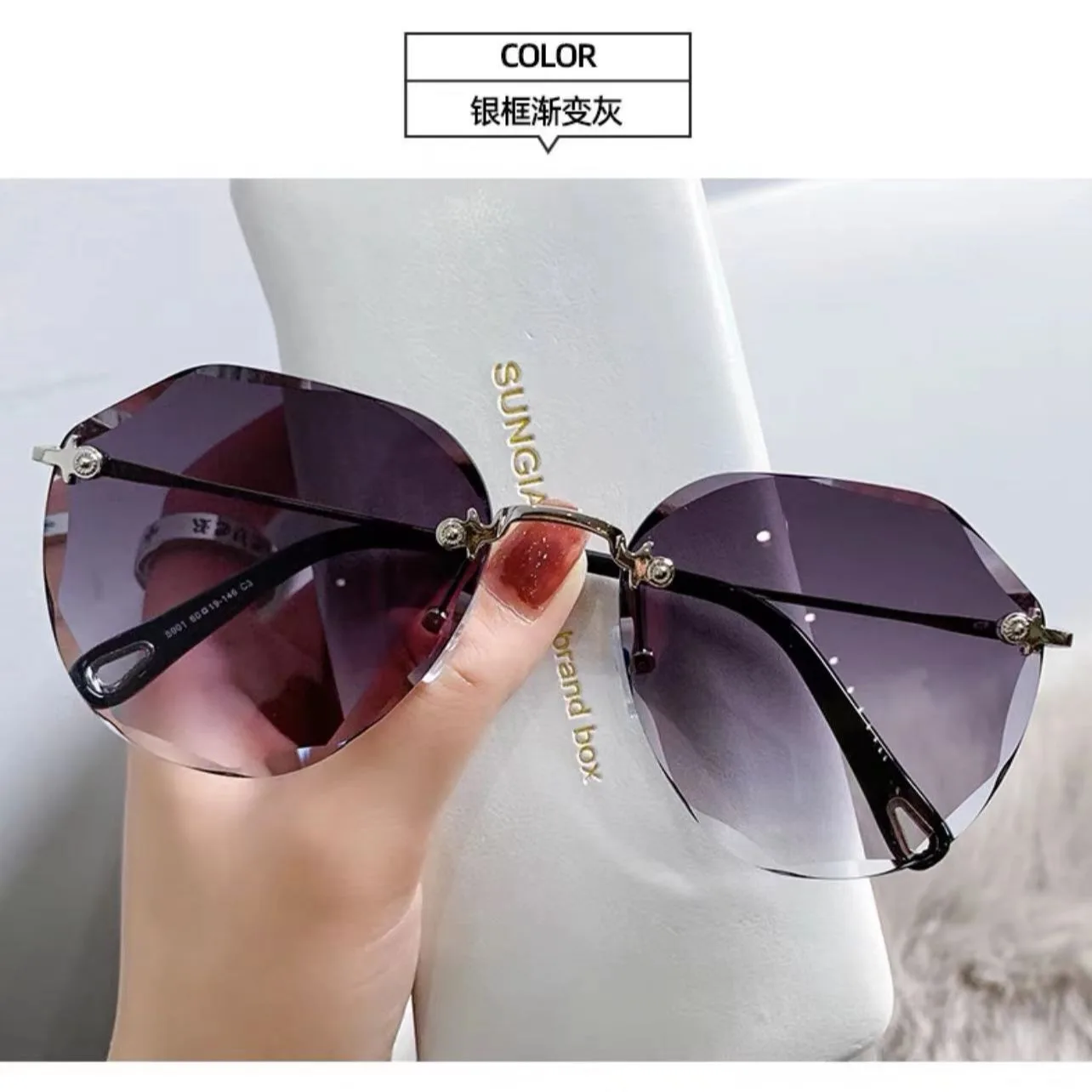 

New Polygonal Sunglasses Women's to Make Big Face Thin-Looked Ocean Film Net Red Frameless Sun Glasses Frameless Trimming Sungla