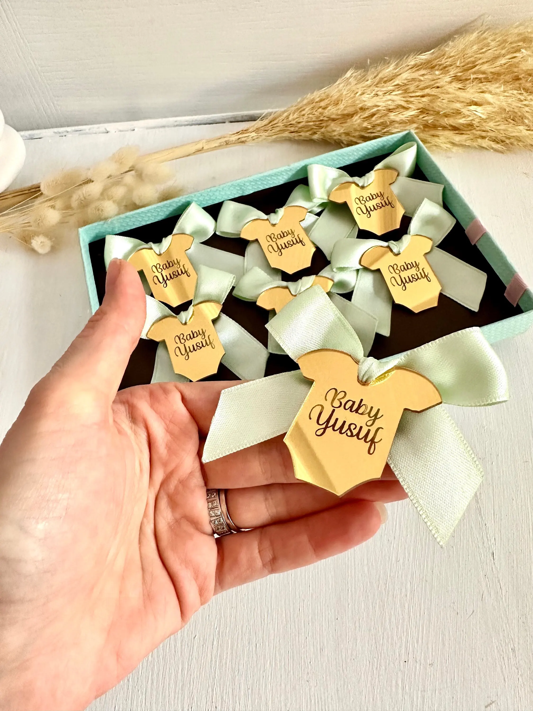 

50Pcs Baby Bodysuit Tags, Thank You for Showering Our Baby with Love gift, Baby Shower Thank You Tags